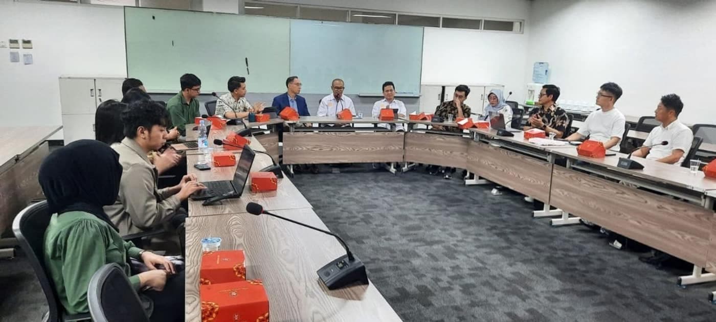Rapat kolaborasi antara talenta dan mitra employer